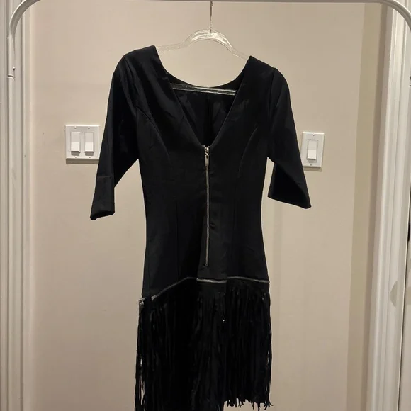 Dress - Picture 3 of 3